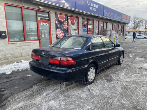 2000 Honda Accord 2.3 LX
