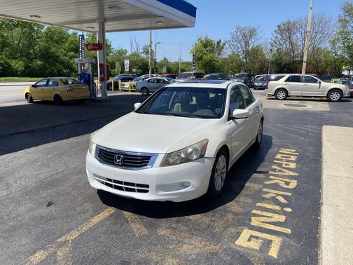 white 2010 Honda Accord EX-L
