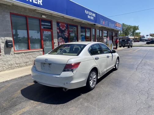 white 2010 Honda Accord EX-L