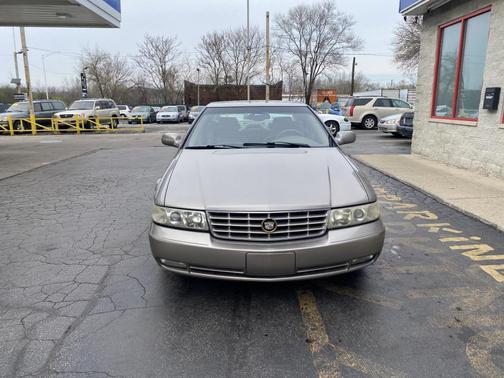2004 Cadillac Seville Base
