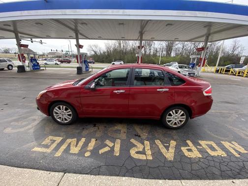 Sangria Red Metallic 2010 Ford Focus SEL