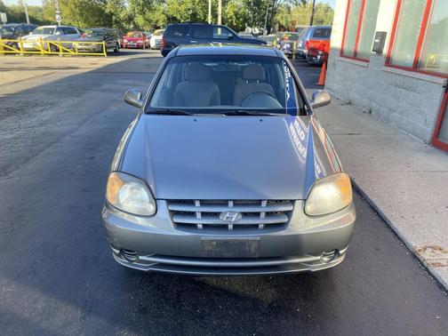 2005 Hyundai Accent GLS