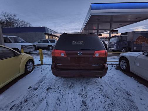 2008 Toyota Sienna LE