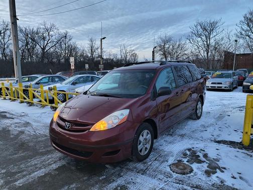 2008 Toyota Sienna LE