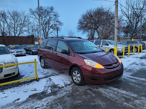 2008 Toyota Sienna LE