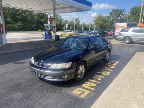 1999 Lexus ES 300 Base