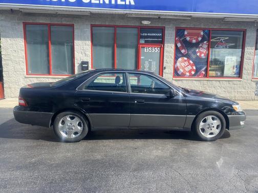 1999 Lexus ES 300 Base