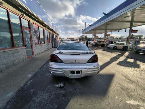 2001 Pontiac Grand Am SE
