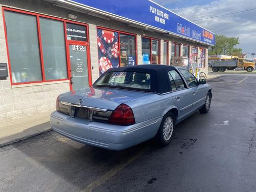 Blue 2008 Mercury Grand Marquis LS