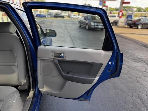 2011 Ford Focus SES