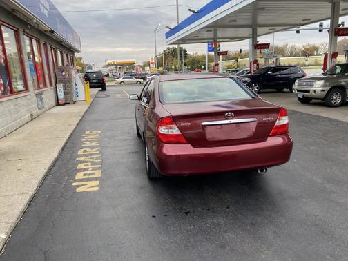 2004 Toyota Camry XLE