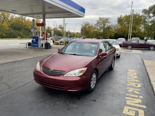 2004 Toyota Camry XLE