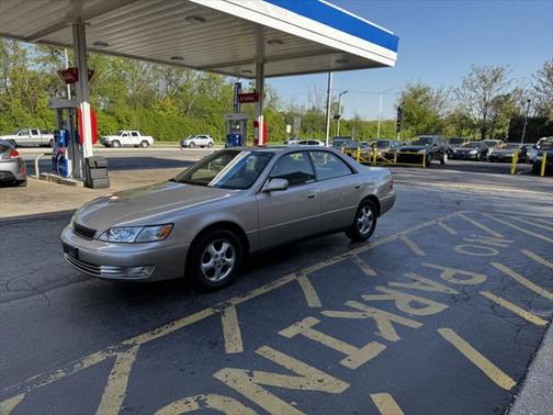 1999 Lexus ES 300 Base
