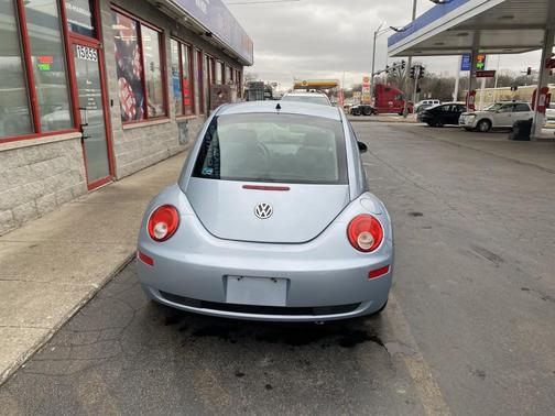 2010 Volkswagen New Beetle 2.5L