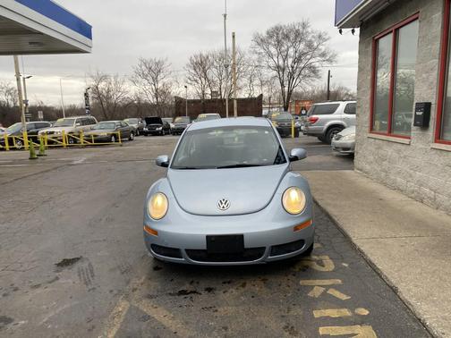 2010 Volkswagen New Beetle 2.5L