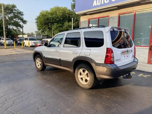 2005 Mazda Tribute s