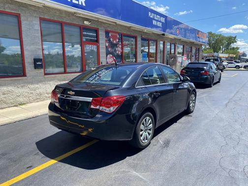 Black Granite Metallic 2012 Chevrolet Cruze LS