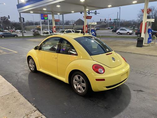 2007 Volkswagen New Beetle 2.5