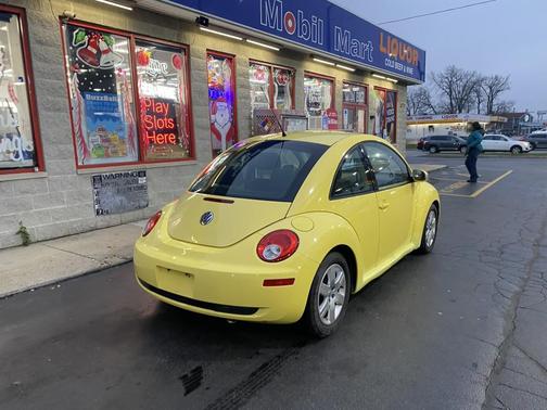 2007 Volkswagen New Beetle 2.5