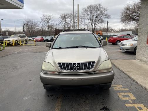 white 2002 Lexus RX 300 Base