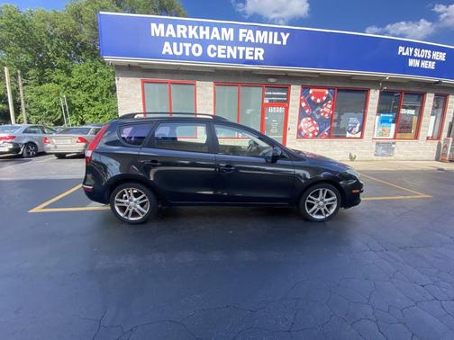 Black 2010 Hyundai ELANTRA SE