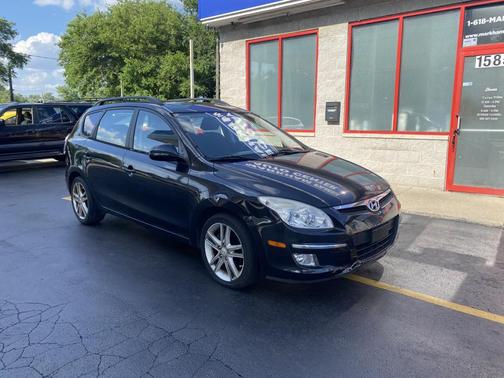 Black 2010 Hyundai ELANTRA SE