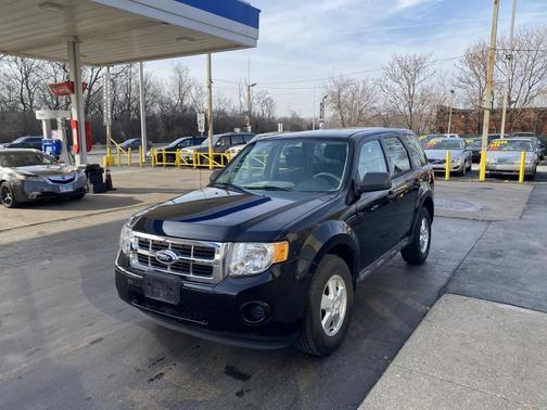 Blakck 2012 Ford Escape XLS