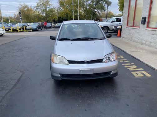 2002 Toyota ECHO 