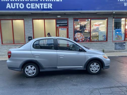 2002 Toyota ECHO 