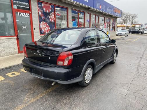 2001 Toyota ECHO 