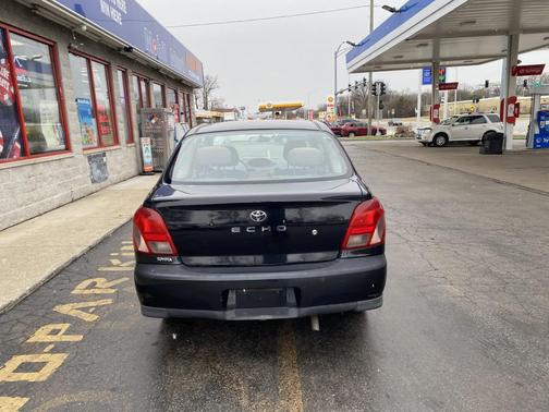 2001 Toyota ECHO 
