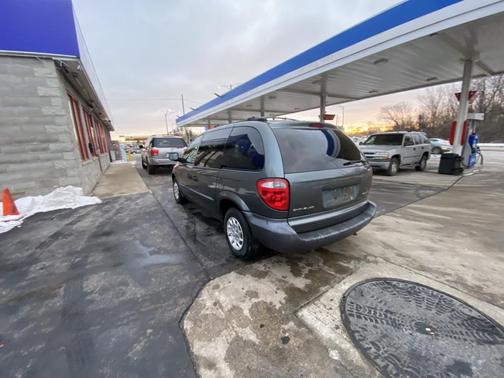 2002 Chrysler Voyager SE
