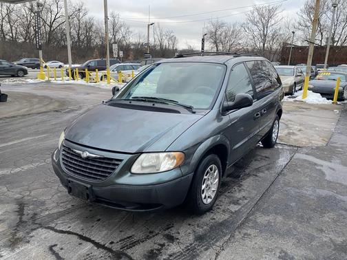 2002 Chrysler Voyager SE