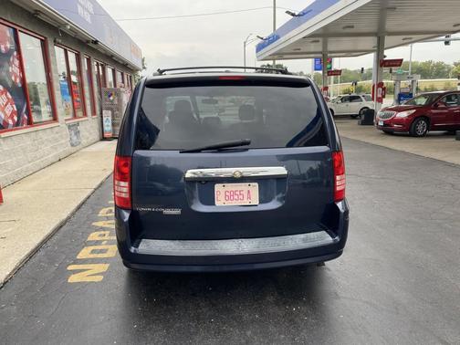 2008 Chrysler Town & Country Touring