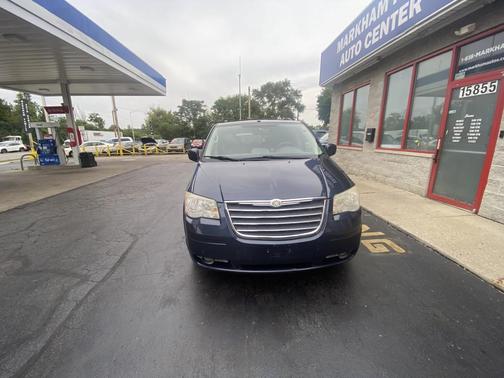 2008 Chrysler Town & Country Touring