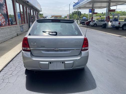 Silver 2007 Chevrolet Malibu Maxx LTZ
