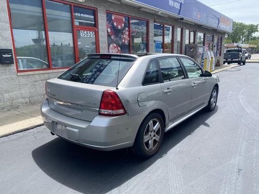 Silver 2007 Chevrolet Malibu Maxx LTZ