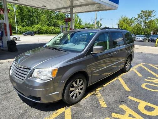 2009 Chrysler Town & Country Touring