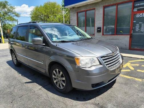 2009 Chrysler Town & Country Touring