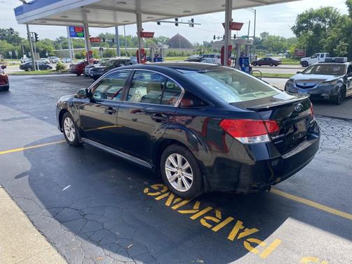 Crystal Black Silica 2010 Subaru Legacy Premium