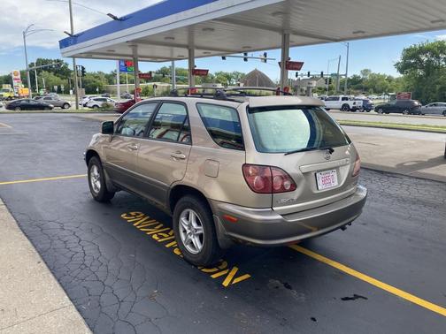 Desert Bronze Metallic 1999 Lexus RX 300 Base