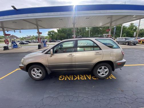 Desert Bronze Metallic 1999 Lexus RX 300 Base