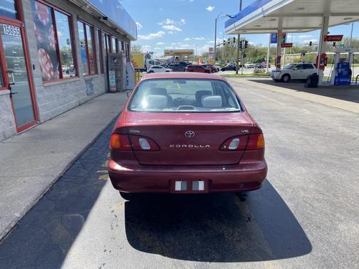 Venetian Red Pearl 1999 Toyota Corolla VE