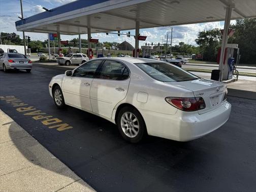 2004 Lexus ES 330 Base