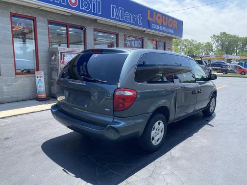 Green 2003 Dodge Grand Caravan eL