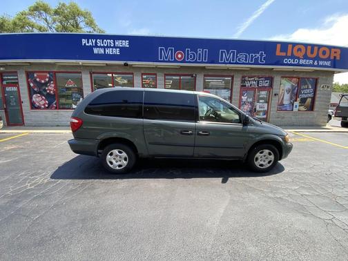 Green 2003 Dodge Grand Caravan eL