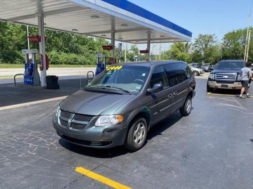 Green 2003 Dodge Grand Caravan eL