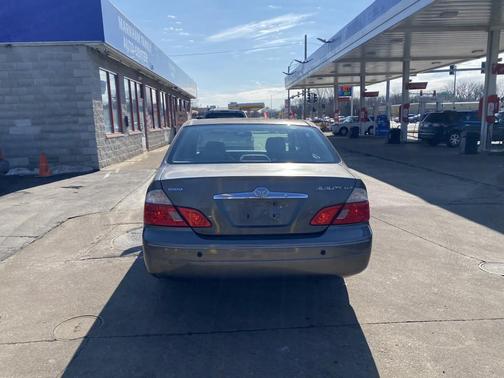 2003 Toyota Avalon XLS