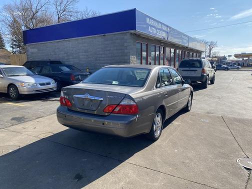 2003 Toyota Avalon XLS