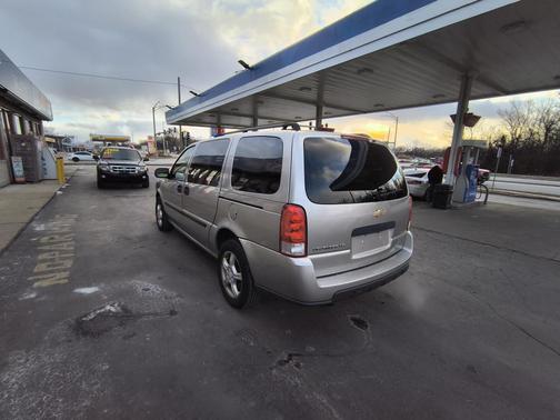 2008 Chevrolet Uplander LS